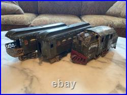 1917 to 1922 Prewar Lionel 33 Train Engine with 35 Pullman 36 Observation Cars 2