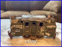 1917 to 1922 Prewar Lionel 33 Train Engine with 35 Pullman 36 Observation Cars 2