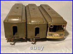 1920s Prewar Lionel 318E Electric Motor Engine with 309, 310 & 312 Train Cars