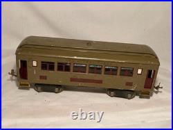 1920s Prewar Lionel 318E Electric Motor Engine with 309, 310 & 312 Train Cars