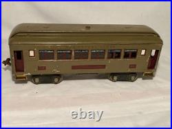1920s Prewar Lionel 318E Electric Motor Engine with 309, 310 & 312 Train Cars