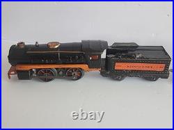1930's Lionel Winner Lines set Engine, 1016 Tender, two 1011 Passenger Cars
