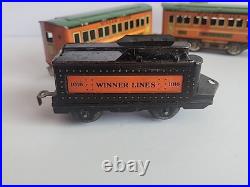 1930's Lionel Winner Lines set Engine, 1016 Tender, two 1011 Passenger Cars