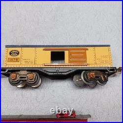 1930s Lionel Jr. Prewar 1063E Freight Set Red Locomotive With Original Box 1930s Lionel Jr. Prewar 1063E Freight Set Red Locomotive With Original Box