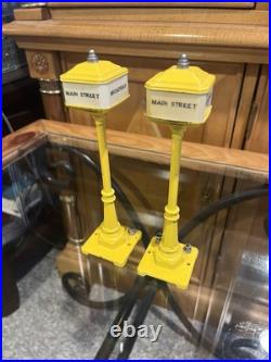 2x Lionel Prewar 57 Yellow Boulavard Lamp Post All Original Nice! Tested Ex+