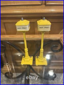 2x Lionel Prewar 57 Yellow Boulavard Lamp Post All Original Nice! Tested Ex+