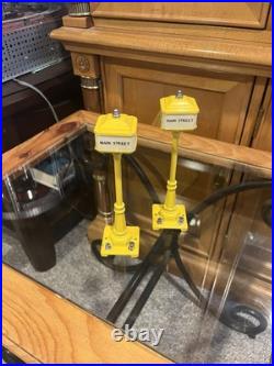 2x Lionel Prewar 57 Yellow Boulavard Lamp Post All Original Nice! Tested Ex+