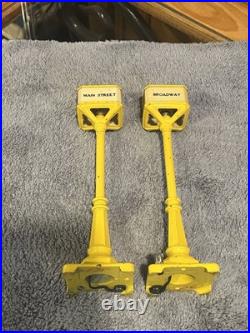 2x Lionel Prewar 57 Yellow Boulavard Lamp Post All Original Nice! Tested Ex+