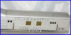 BOXED Lionel 752E SILVER Union Pacific Locomotive Prewar streamliner Portland O