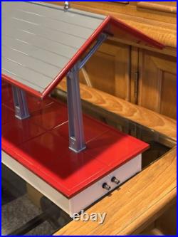 Beautiful Lionel Prewar Late Color 155 Std Gauge Freight Shed! ALL ORIGINAL