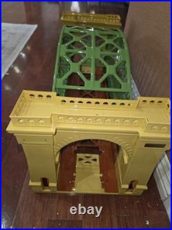 Early ColorsLionel Prewar Hell Gate 300 Bridge (Excellent Condition)