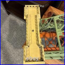 Early ColorsLionel Prewar Hell Gate 300 Bridge (Very Good + Condition)