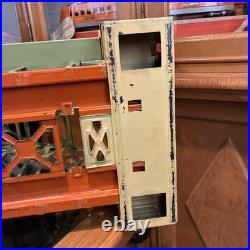 Early ColorsLionel Prewar Hell Gate 300 Bridge (Very Good + Condition)