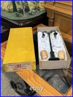 Exceptional Mint BoxedLionel Prewar #67 Double Gooseneck Lamp Post -Dark Green