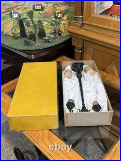 Exceptional Mint BoxedLionel Prewar #67 Double Gooseneck Lamp Post -Dark Green