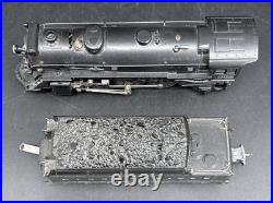 HTE LIONEL PREWAR #225E 2-6-2 LOCOMOTIVE With2235W TENDER Runs Great Nice Shape