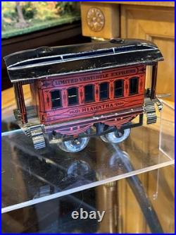 Ives Lionel Prewar (Red) No. 51 HIAWATHA Limited Vestibule Express (Very Nice!)