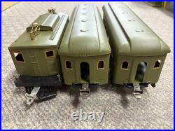 + Ives Prewar Standard Gauge Tinplate Green 3235 Electric Locomotive 2 Car Set