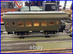 + Ives Prewar Standard Gauge Tinplate Green 3235 Electric Locomotive 2 Car Set