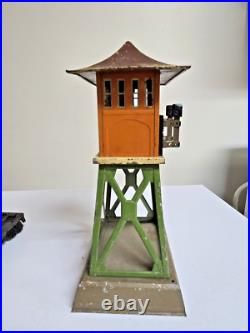 LIONEL No. 438 ILLUMINATED SIGNAL TOWER PREWAR
