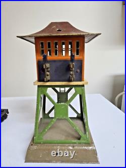 LIONEL No. 438 ILLUMINATED SIGNAL TOWER PREWAR