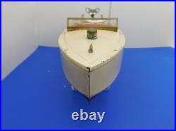 LIONEL ORIGINAL PREWAR TINPLATE No. 43 LIONEL CRAFT PLEASURE BOAT from 1933-35 LIONEL ORIGINAL PREWAR TINPLATE No. 43 LIONEL CRAFT PLEASURE BOAT from 1933-35