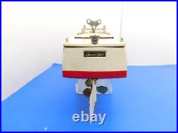 LIONEL ORIGINAL PREWAR TINPLATE No. 43 LIONEL CRAFT PLEASURE BOAT from 1933-35 LIONEL ORIGINAL PREWAR TINPLATE No. 43 LIONEL CRAFT PLEASURE BOAT from 1933-35