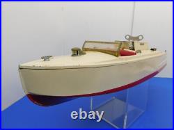 LIONEL ORIGINAL PREWAR TINPLATE No. 43 LIONEL CRAFT PLEASURE BOAT from 1933-35 LIONEL ORIGINAL PREWAR TINPLATE No. 43 LIONEL CRAFT PLEASURE BOAT from 1933-35