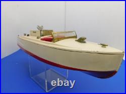 LIONEL ORIGINAL PREWAR TINPLATE No. 43 LIONEL CRAFT PLEASURE BOAT from 1933-35 LIONEL ORIGINAL PREWAR TINPLATE No. 43 LIONEL CRAFT PLEASURE BOAT from 1933-35