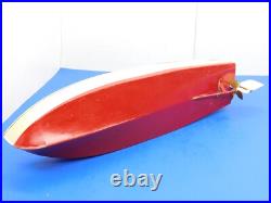 LIONEL ORIGINAL PREWAR TINPLATE No. 43 LIONEL CRAFT PLEASURE BOAT from 1933-35 LIONEL ORIGINAL PREWAR TINPLATE No. 43 LIONEL CRAFT PLEASURE BOAT from 1933-35