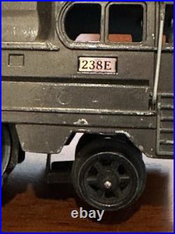 LIONEL O GAUGE TRAIN SET, VINTAGE Early 1930's, Pre-War