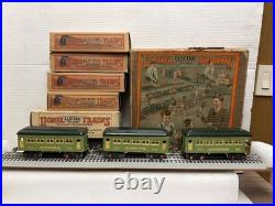 LIONEL PREWAR O-GAUGE 236 OUTFIT 262 LOCOMOTIVE & TENDER WithPASSENGER CARS