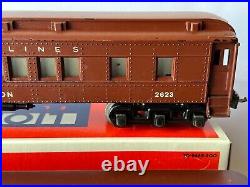 LIONEL PREWAR VERY SCARCE 2624 MANHATTAN With TWO 2623 IRVINGTON PULLMAN CARS