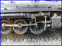 LIONEL PRE WAR 1666 STEAM LOCOMOTIVE & 2689W COAL TENDER With CARS Some Damage