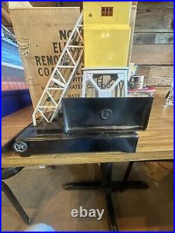 LIONEL PRE WAR, #96 COAL ELEVATOR Original Box. Wet Mint