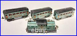 LIONEL Prewar 252 engine Vintage/Antique, 2 Pullman Cars & Observation car #608