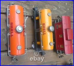 LIONEL Prewar (7) Freight Cars all in excellent condition. From mine collection