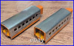 LOT of 2 Lionel Junior STREAMLINE Coach Passenger Cars MARKED LIONEL PRE-WAR
