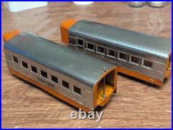 LOT of 2 Lionel Junior STREAMLINE Coach Passenger Cars MARKED LIONEL PRE-WAR