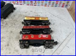 Lionel 1089W Prewar Metal Set 1666 and 3 freight Car