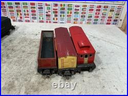 Lionel 1089W Prewar Metal Set 1666 and 3 freight Car