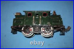 Lionel #153 Prewar O Gauge Electric Locomotive. Runs well