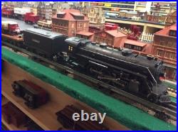 Lionel 1666E Prewar Metal Set and 4 Freight Car
