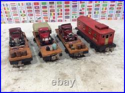 Lionel 1666E Prewar Metal Set and 4 Freight Car