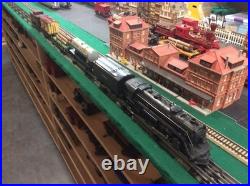 Lionel 1666E Prewar Metal Set and 4 Freight Car O Gauge