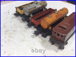 Lionel 1666 Prewar Metal Set and 5 Prewar Freight Car