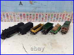 Lionel 1684 Prewar Metal Set and 4 Freight Car