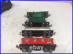 Lionel 1684 Prewar Metal Set and 4 Freight Car