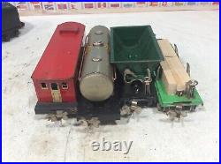 Lionel 1684 Prewar Metal Set and 4 Freight Car