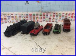 Lionel 204 Prewar Metal Set and 4 Freight Car
